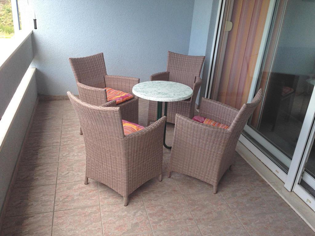 Kristian Apartments Подстрана Екстериор снимка